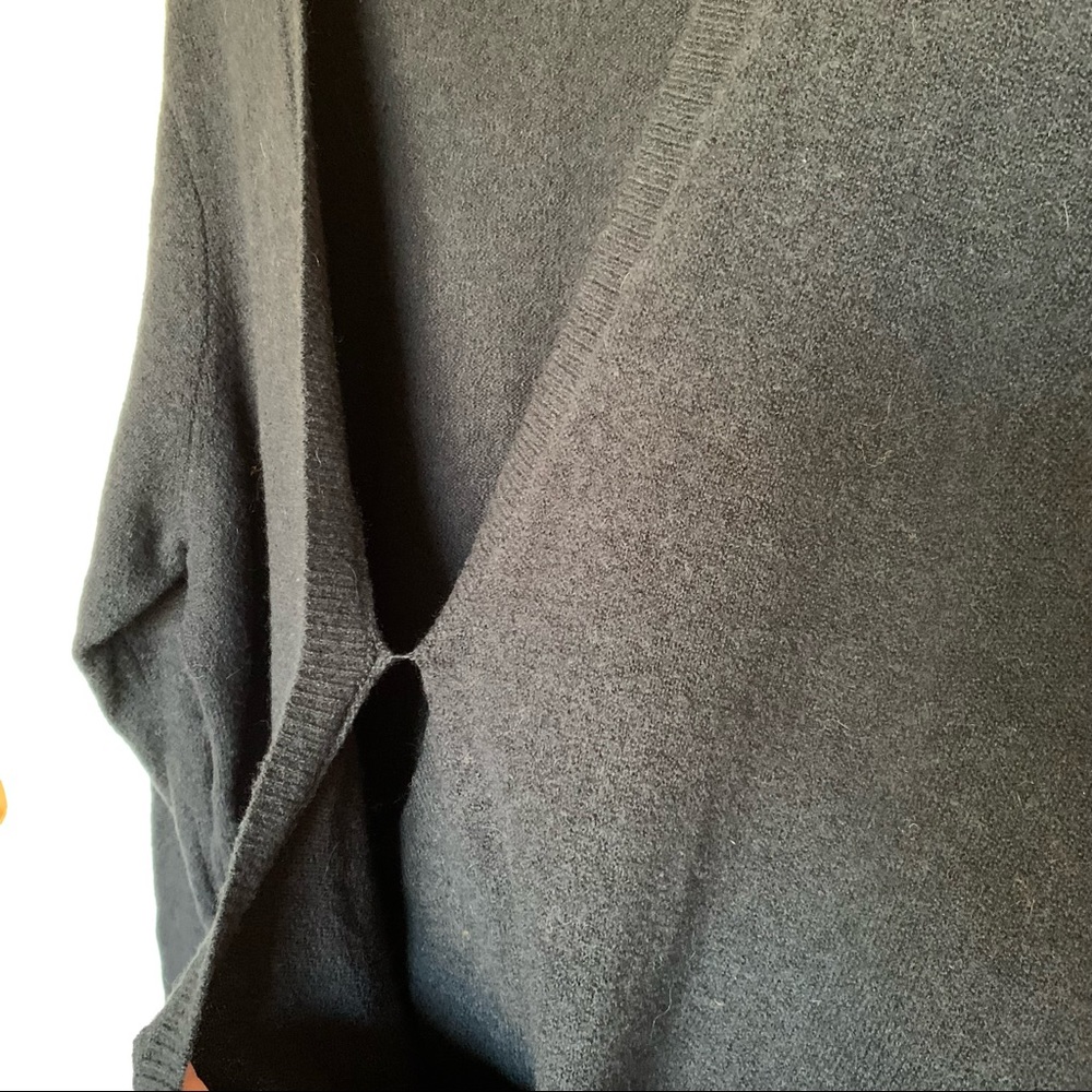 NWOT Madewell Wrap-Front Pullover Sweater in True Black Size 2X - Picture 8 of 10